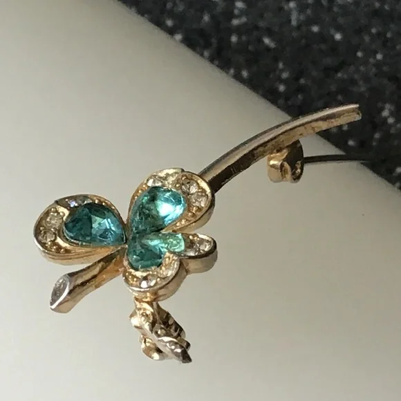 Vintage Clover Leaf Pin Brooch Gold Tone - Picture 7 of 12